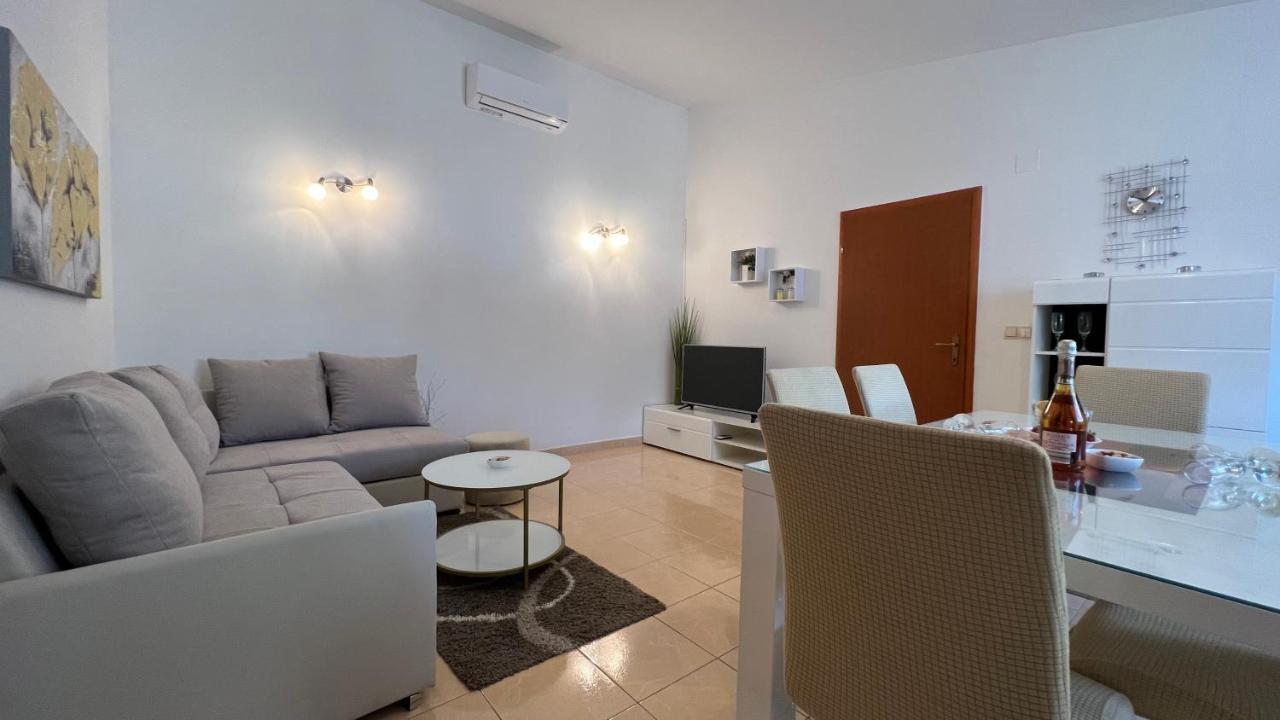 House Roca Vodice Exterior foto
